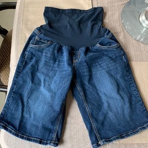 Oh Baby by Motherhood Maternity Jean Shorts XL
